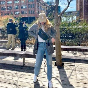 Meet your Posher, Mackenzie